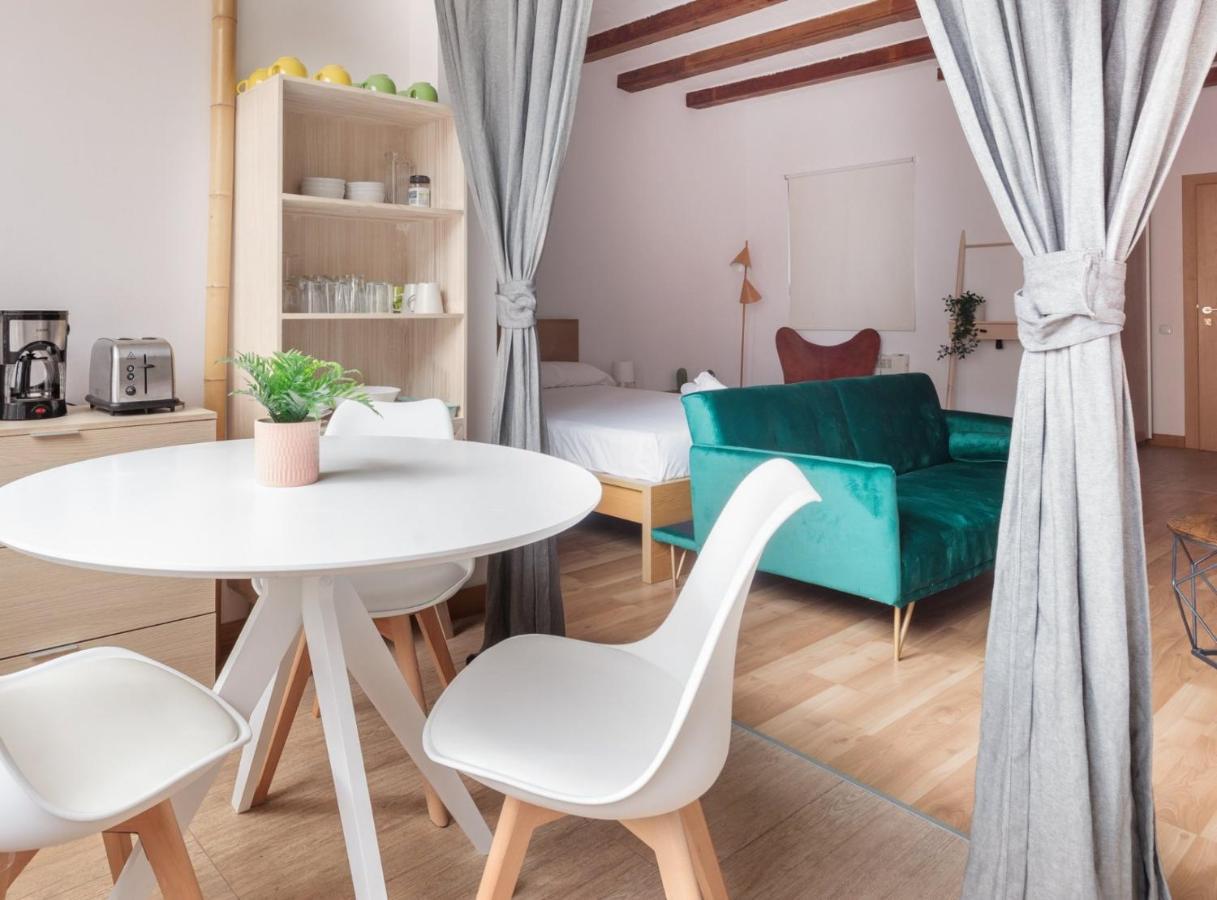 Spacious Doubleroom Apartment At Sants Барселона Экстерьер фото