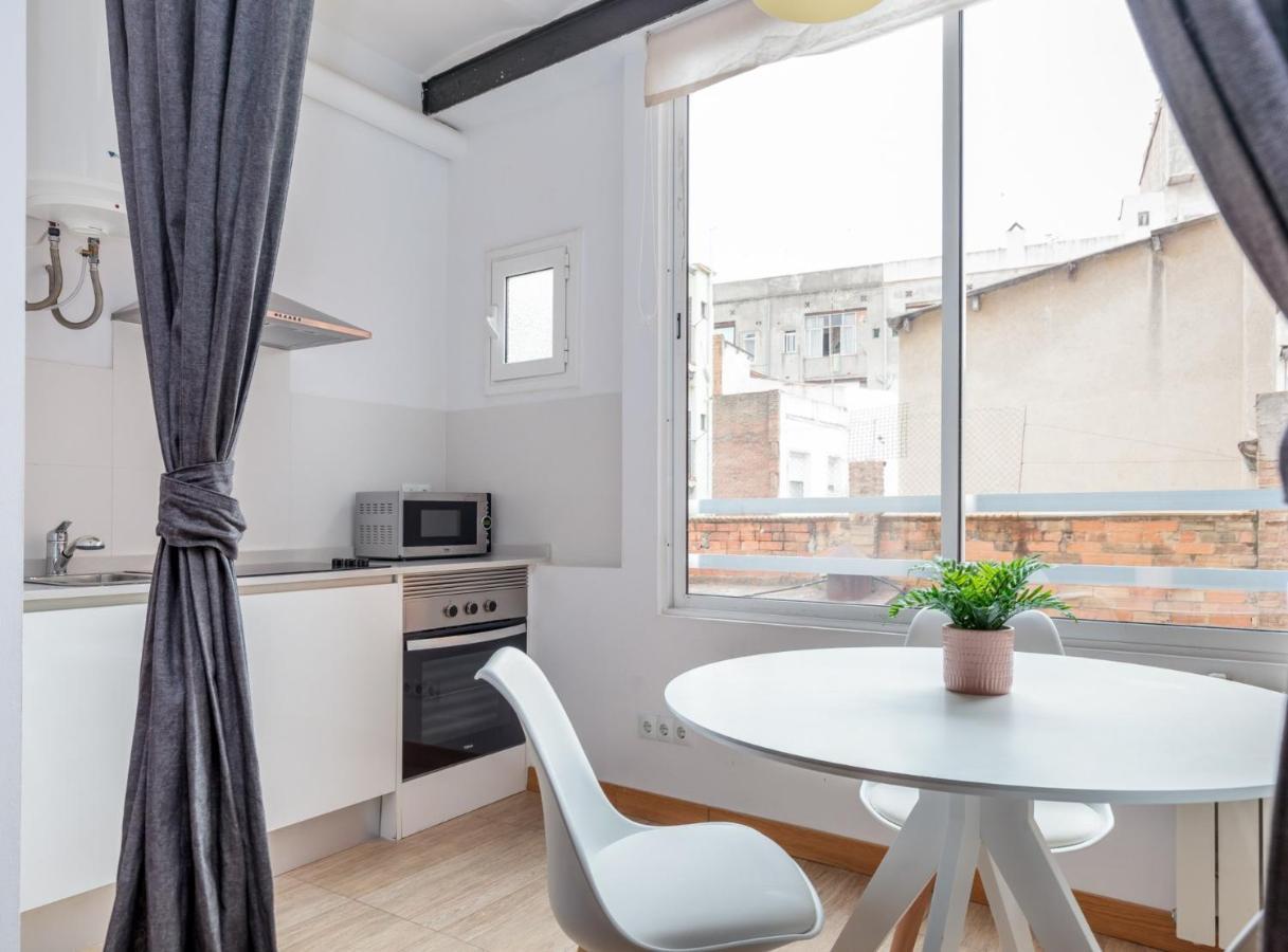 Spacious Doubleroom Apartment At Sants Барселона Экстерьер фото